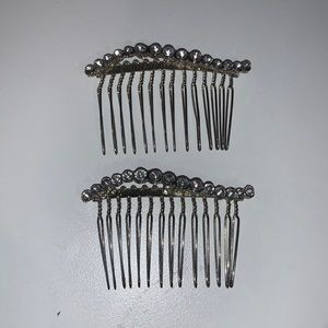 Silver decorative hair combs with rhinestone